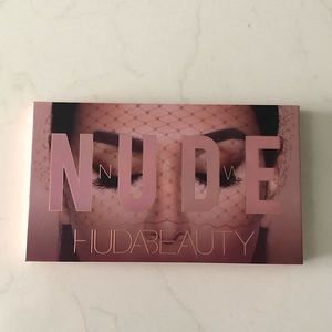 Huda Beauty Nude Eyeshadow Palette